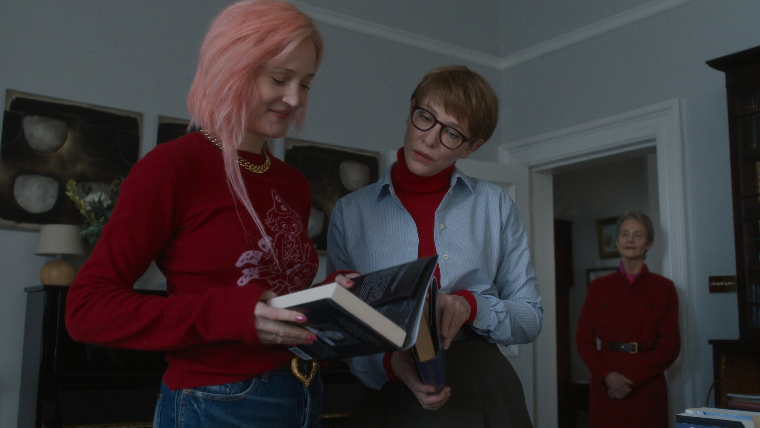 Still van de film Father Mother Sister Brother